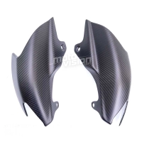 Caches-sous-selle-carbone-ducati-hypermotard