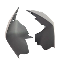 Paire d'écopes de flancs de carénage carbone ktm rc8