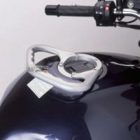 Poignée de réservoir