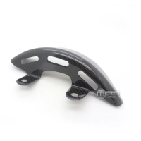 Protection de chaine carbone ducati diavel 2014