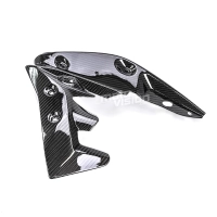 Paire de caches latéraux carbone triumph speed triple 2011