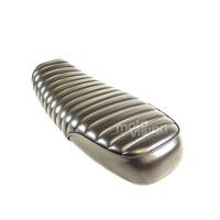 Selle noire café racer cuir universelle 63 cms