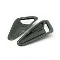 Caches sur réservoir carbone ducati hypermotard