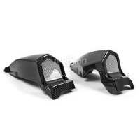 Entrée d'air gros volume carbone ducati streetfighter