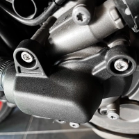 Protection pompe à eau gb racing ducati supersport 937 2017-2020 / 950 2021-