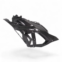 Flanc de carénage (partie inférieure) carbone kawasaki zx6r 636 2024- img_6455.jpg