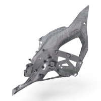 Flanc de carénage (partie inférieure) carbone kawasaki zx6r 636 2024-
