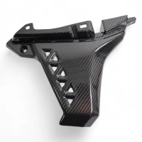 Cache latéral bas carbone suzuki gsx 8s