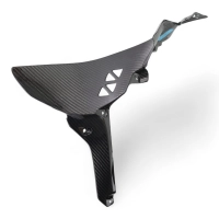 Partie intérieur écope réservoir carbone suzuki gsx 8s 2023-