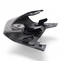 Couvre-selle central arrière carbone suzuki gsx-8 r/s