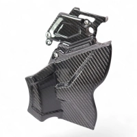 Cache pignon carbone pour honda cb750 hornet 2023+