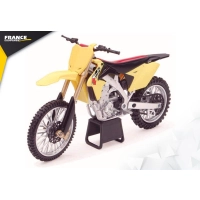 Maquette de suzuki rmz.450