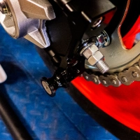 Tendeurs de chaine kalyosa noir avec diabolos c pour yamaha mt07/fz07/xsr700