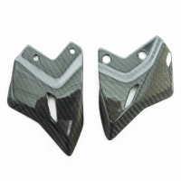 Repose pied carbone vernis kawasaki z650 2017-