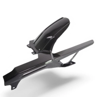 Lèche roue avec guide chaine carbone bmw f900r 2020- f900xr 2020.jpeg