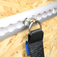 Paire d'attache pour sangles avec pion d'arrimage