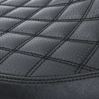 Siège "diamond" pour garde-boue arrière "fat racer" 2018-2025