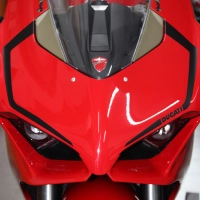 2 autocollants pour carénage avant - ducati panigale v4 / v4r / v4s
