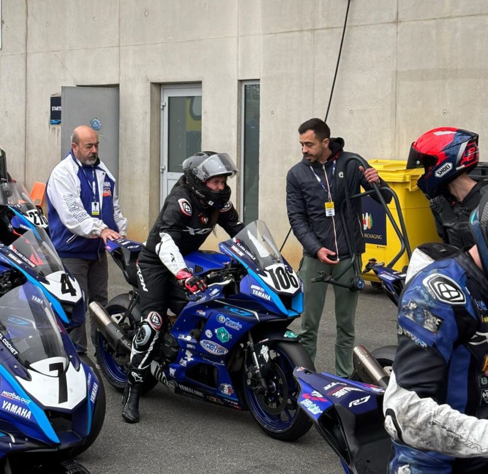 Clara Corale Pilote piste moto