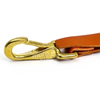 Attache en cuir pour gants et casque