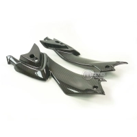 Caches latéraux sous selle carbone mv agusta rivale 2013