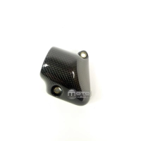 Bouchon-de-radiateur-carbone-honda-hornet-600-04-06