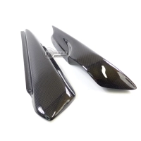 Paire de caches latéraux sous selle pot termi. carbone ducati monster 94-07