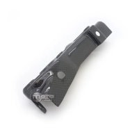 Cache générateur carbone ducati monster 696 796 1100