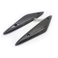 Caches sous reservoir carbone ducati hypermotard 13-