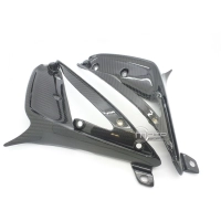 Ecopes de radiateur partie basse en carbone mv agusta rivale