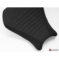 Couvre selle race pilote luimoto suzuki gsxr 1000 (17-18) coutures rouges
