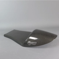 Selle carbone café racer universelle