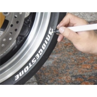 Stylo blanc pour pneu