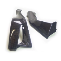 Caches sur radiateur carbone ducati scrambler