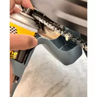 Réservoir anti éclaboussure chaine moto .jpg