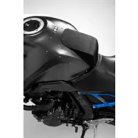 Appui de réservoir suzuki gsx-8 23-