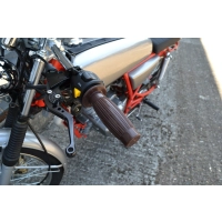 Poignées café racer 12,3cm max inc 22mm