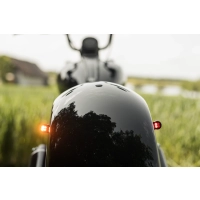 Indian chief "mohawk" feu arrière led / clignotant combo