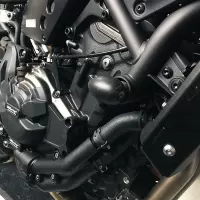 Protection durite d'eau gb racing yamaha mt-07 tracer r7 xsr 2014-