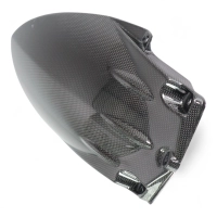 Lèche roue carbone triumph 1050 speed triple 2005-2010-photoroom.jpg