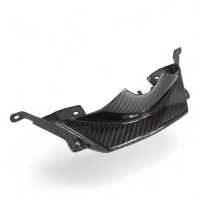 Cache sous entrée d'air liaison aileron carbone bmw m1000rr 2023-