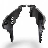 Partie intérieur écope réservoir carbone suzuki gsx 8s 2023-