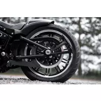 Support de plaque d'immatriculation tous les modèles softail 2008-2025 2018-2025 tous les modèles softail (milwaukee-eight m8) côté droit uniquement