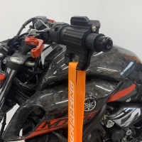 Paire de pince de transport pour guidon