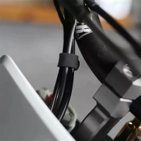 Fixation plastique cablage moto