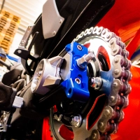 Tendeurs de chaine kalyosa bleu avec diabolos a pour yamaha mt07/fz07/xsr700