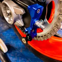 Tendeurs de chaine kalyosa bleu avec diabolos c pour yamaha mt07/fz07/xsr700