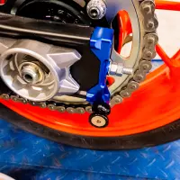 Tendeurs de chaine kalyosa bleu avec diabolos c pour yamaha mt07/fz07/xsr700