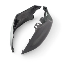 Caches latéraux coque arrière carbone suzuki hayabusa 2021.jpeg