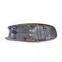 Selle brune café racer cuir universelle